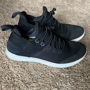 Nike Ladies Free Rn Cmtr Sneakers